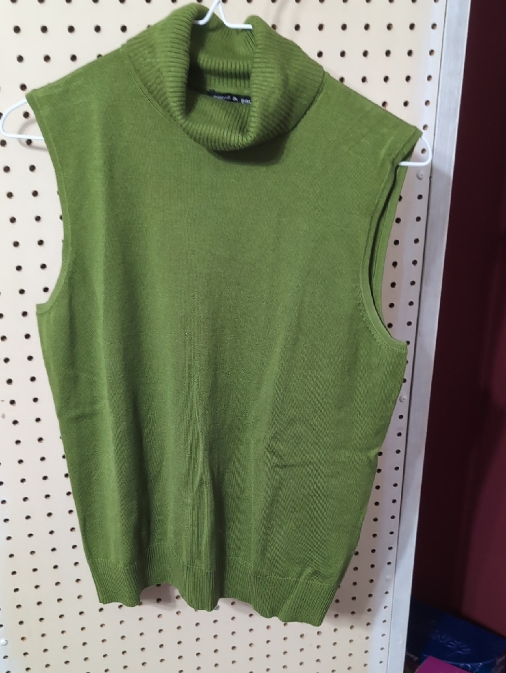 Cable & Gauge Olive Green Ribbed Knit Turtleneck Vest